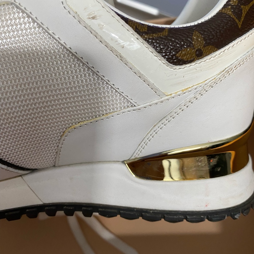 Louis Vuitton Run Away Sneakers - Picture 8 of 8
